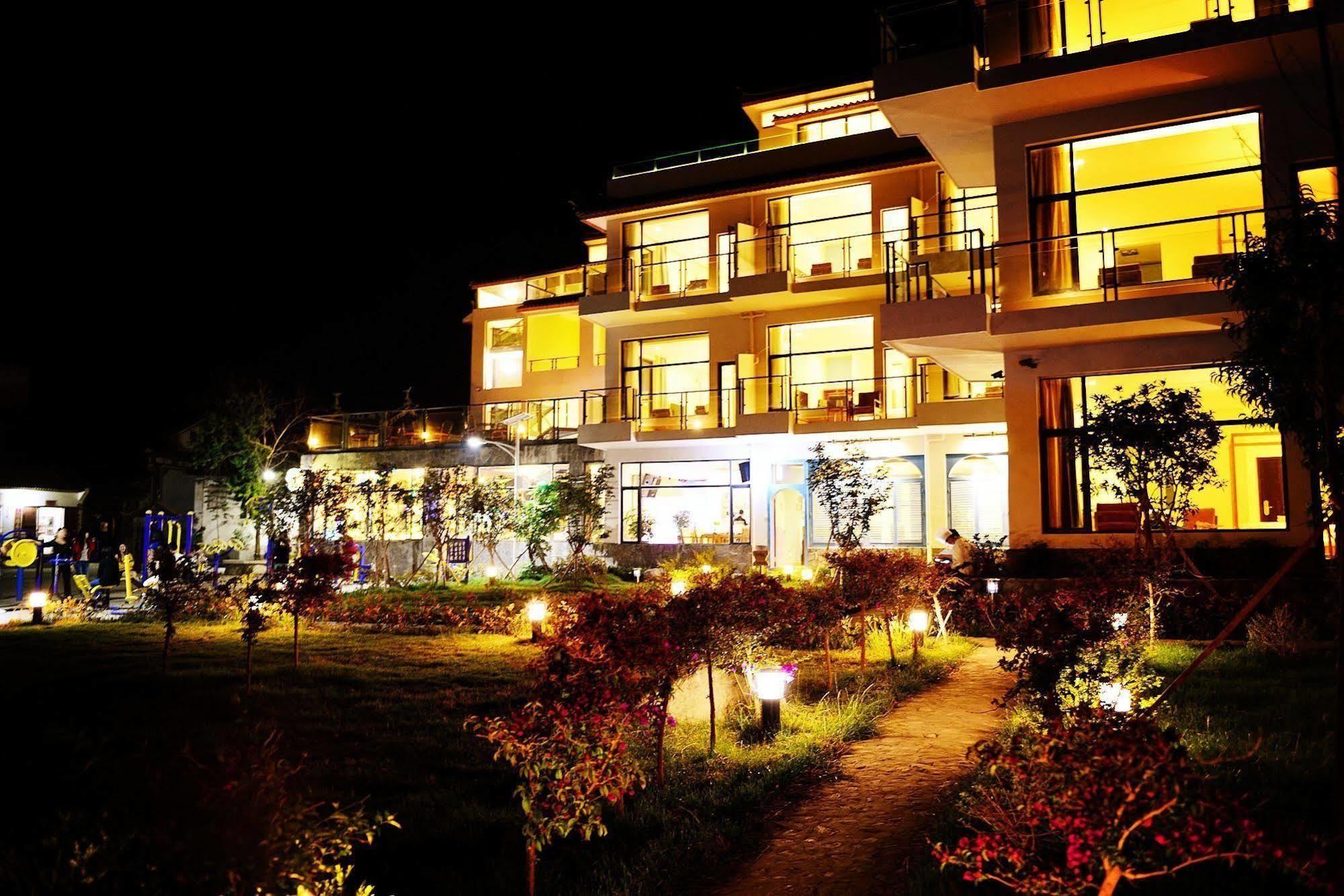 Magpies Habitat Erhai Resort Hotel Dengchuan エクステリア 写真