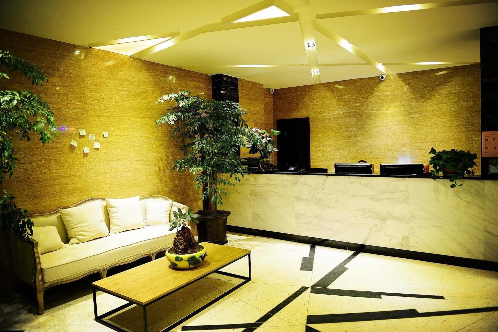 Magpies Habitat Erhai Resort Hotel Dengchuan エクステリア 写真
