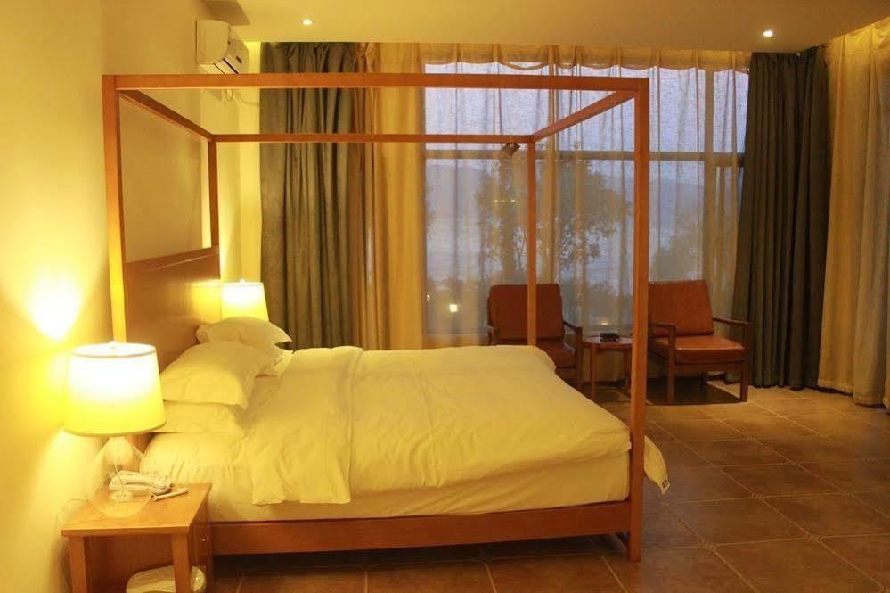 Magpies Habitat Erhai Resort Hotel Dengchuan エクステリア 写真